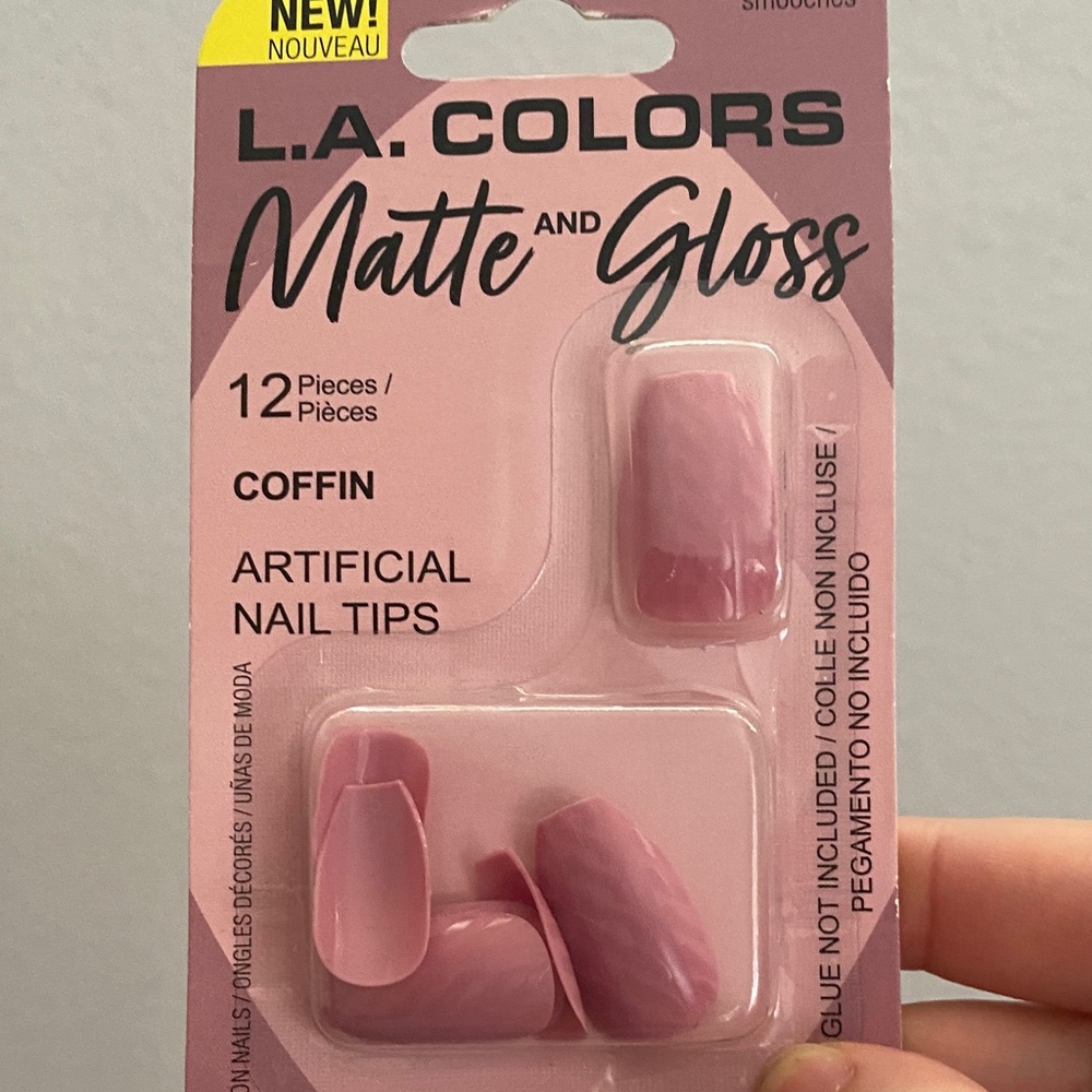 L.A. Colors Matte & Gloss Pink Nail Tips - Picture 4 of 4